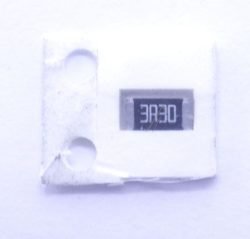 3,3R-0,25W SMD-METAALFILM-WEERSTAND 1206