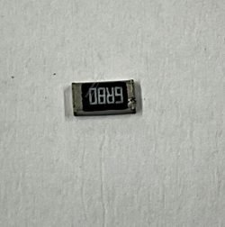 6,8R-0,25W SMD-METAALFILM-WEERSTAND 1206