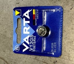 SR44 V13GS KNOOPCEL 1,55V-165MA. 11,6X5,4MM. ZILVEROXIDE VARTA